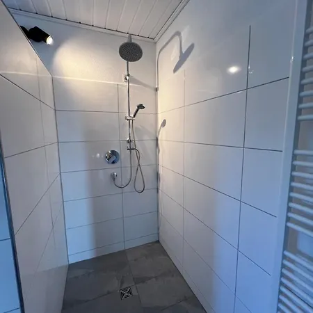 Apartment Cafe Canape, Wohlfuehlen Auf Dem Sonnigen Balkon Zwischen & Bodensee