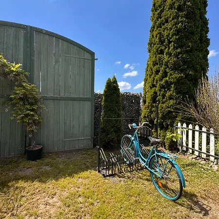 Cafe Canape - Entspannen Auf Dem Sonnigen Balkon Ravensburg